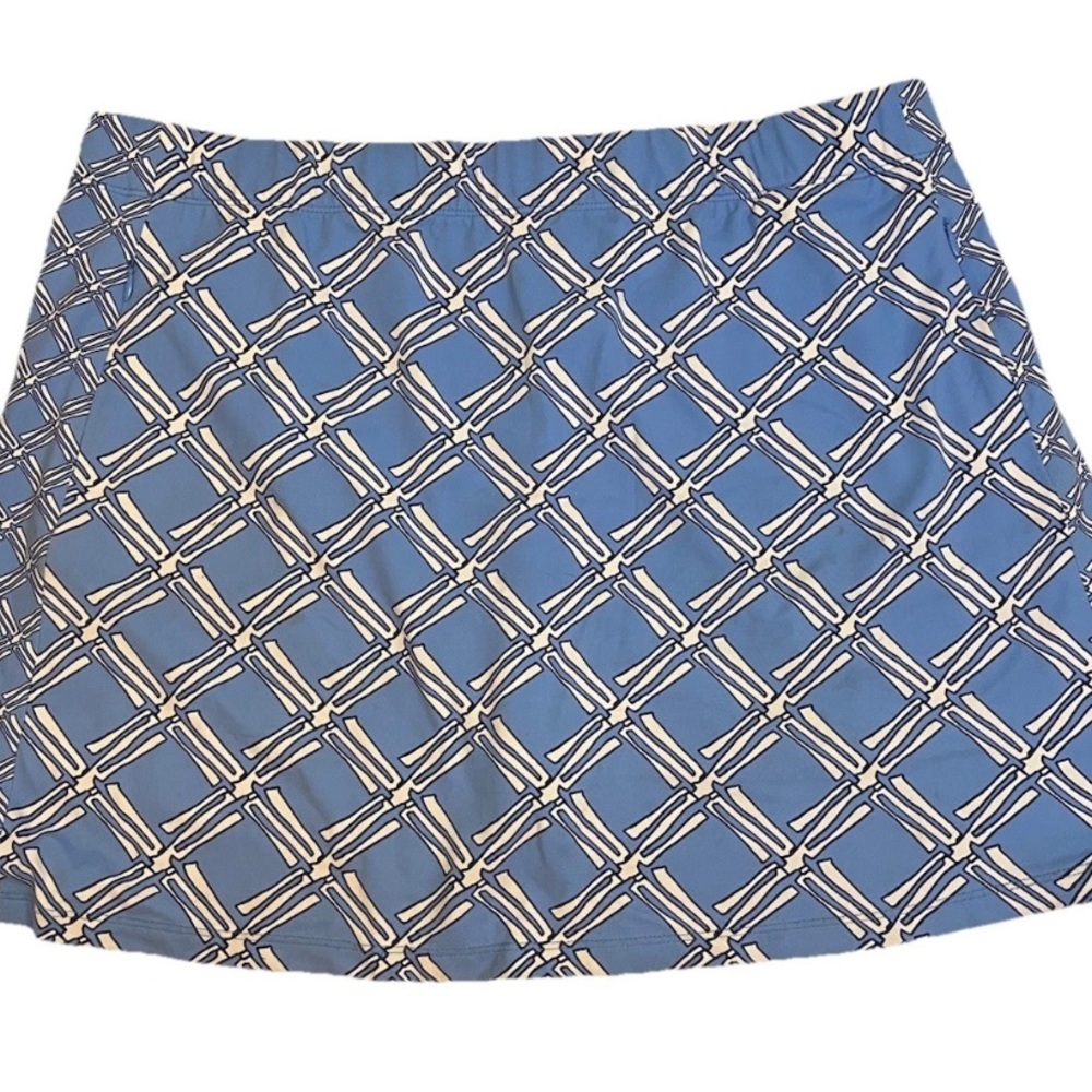 J. McLaughlin Blue and White Geometric Skort